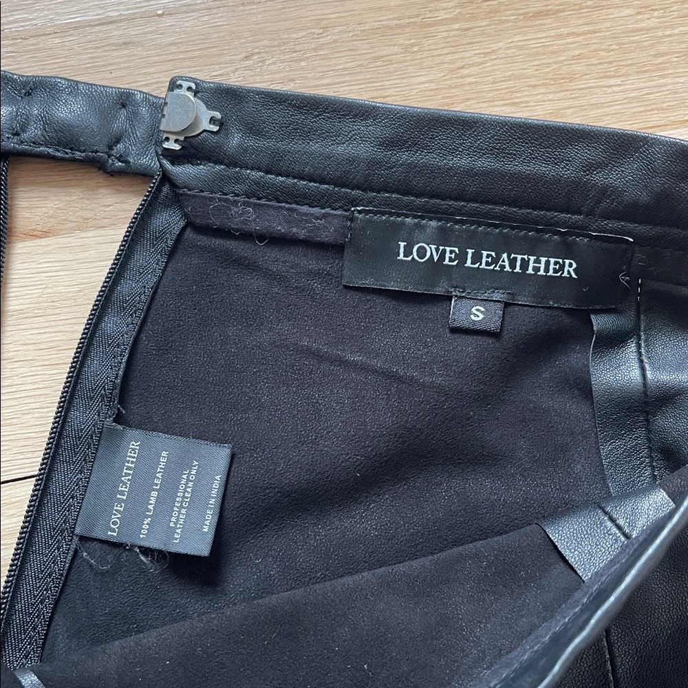 Women’s Black Leather Skirt size S - Picture 6 of 8